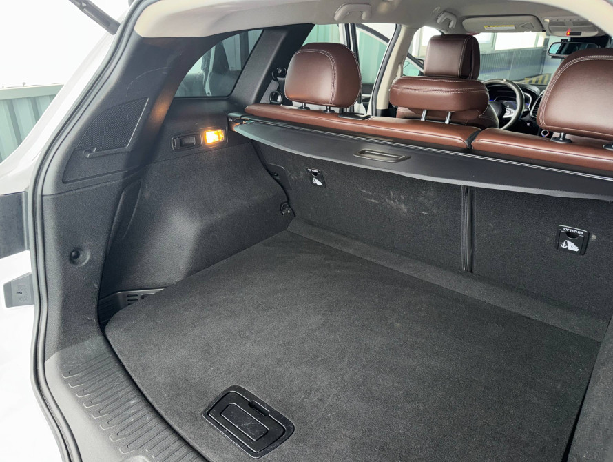 Samsung Qm6 2017 - 24 Samsung Qm6 2017 - 24 | bex-auto.md