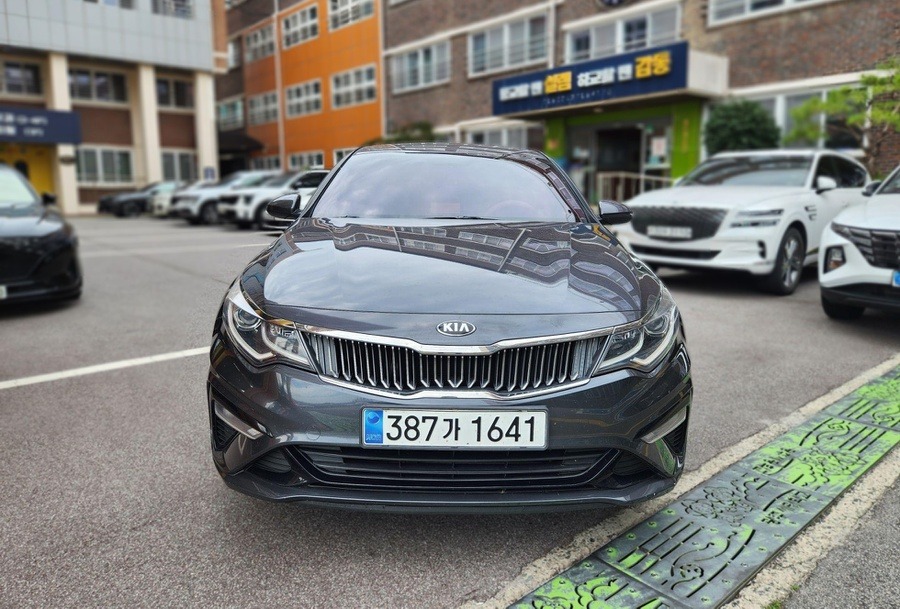KIA K5 KIA K5