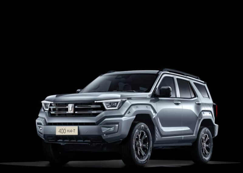 Noul SUV GWM Tank 400 PHEV: design actualizat, versiuni hibride puternice și tehnologii avansate - 3 | bex-auto.md
