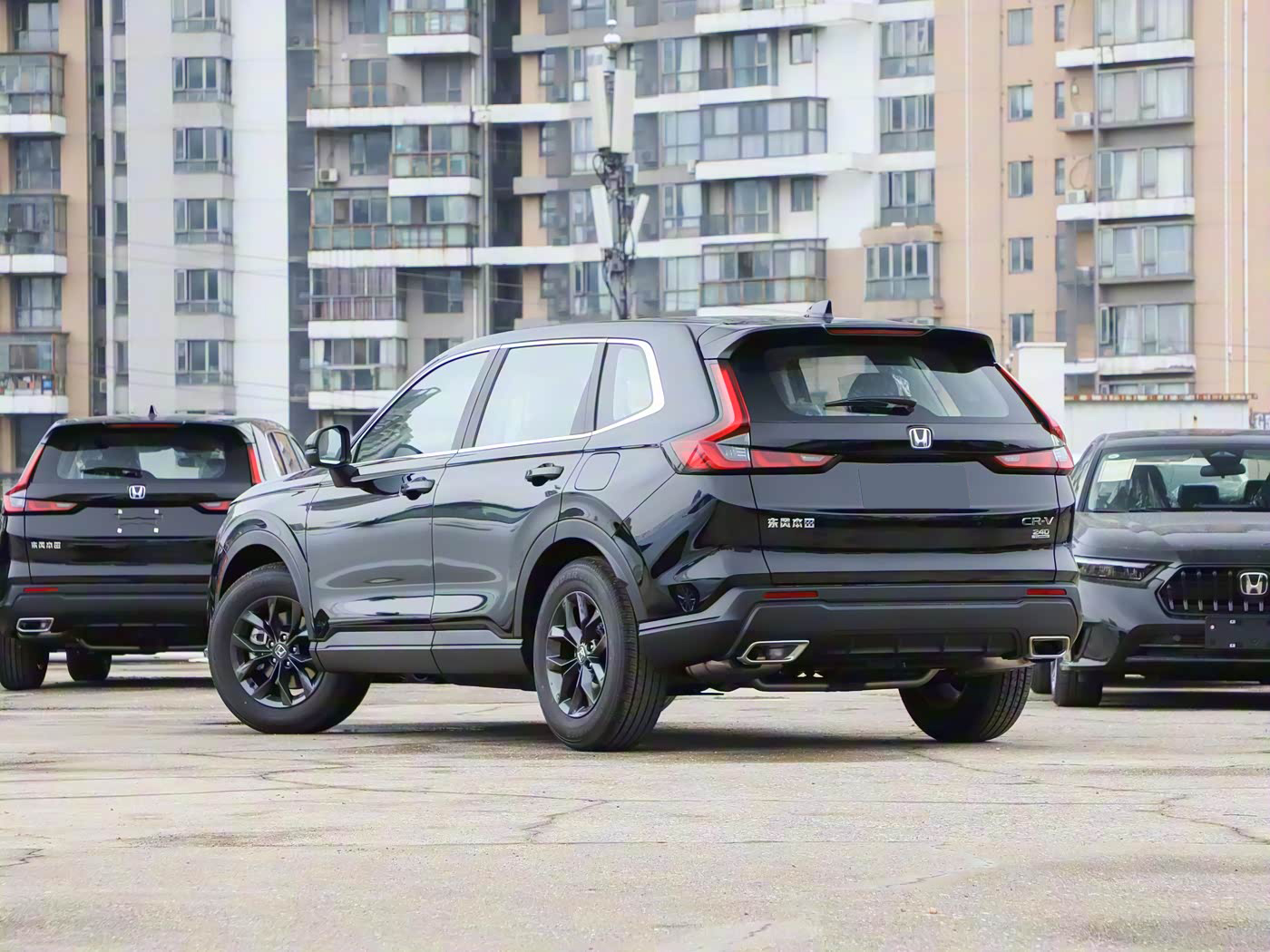 Honda CR-V aniversar: o versiune bogată pentru China, dar nu pentru SUA - 1 | bex-auto.md Honda CR-V aniversar: o versiune bogată pentru China, dar nu pentru SUA - 1 | bex-auto.md