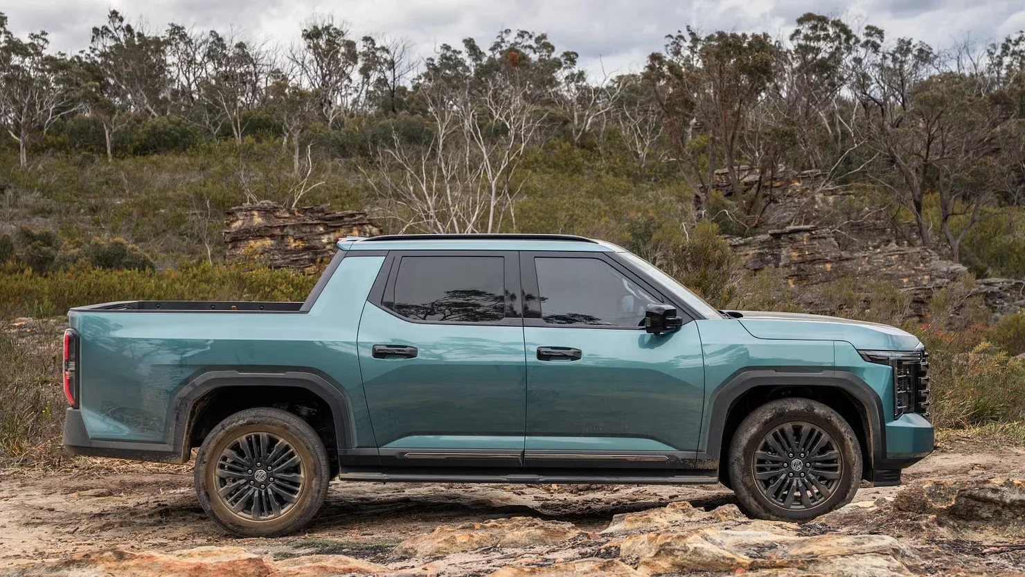 MG готовит мощный пикап U9: 400 л.с., гибрид и конкуренция с Ford Ranger Raptor - 1 | bex-auto.md