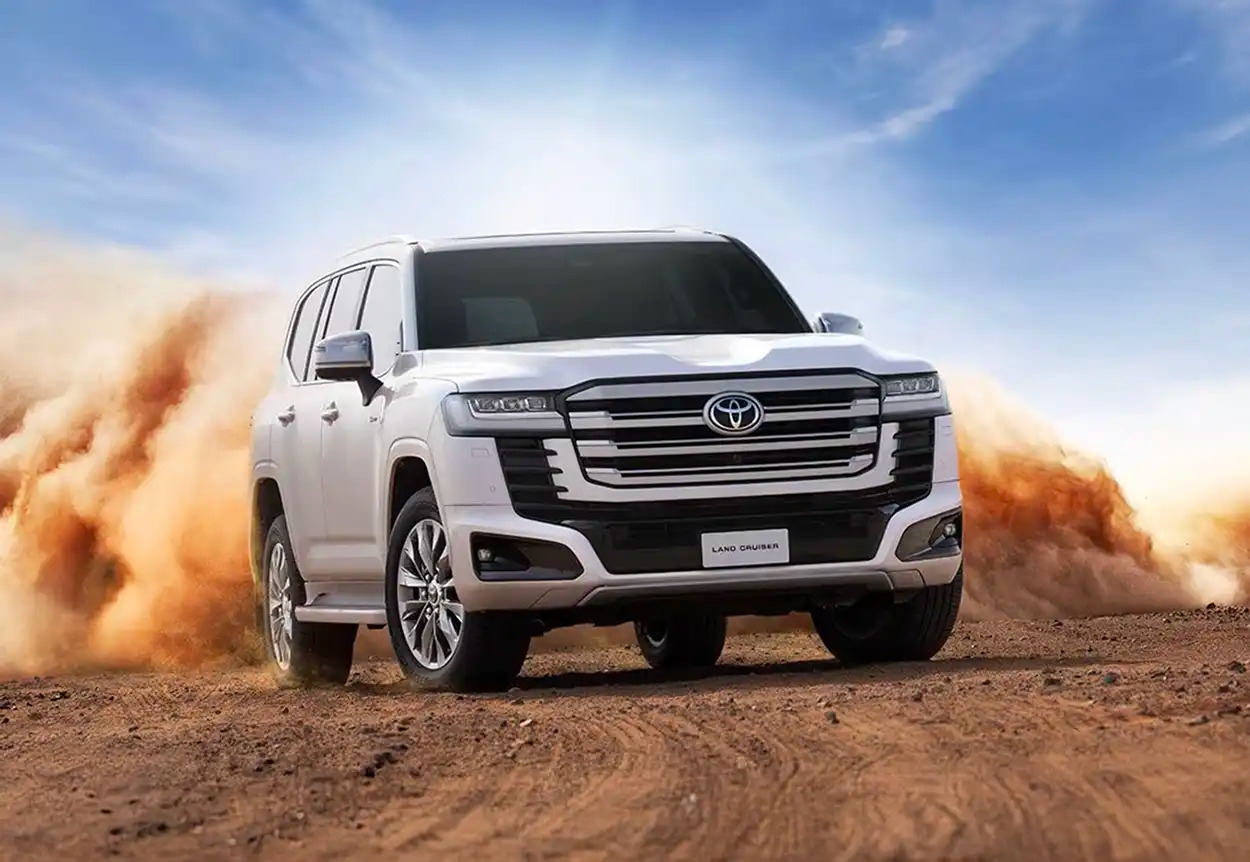 Toyota Land Cruiser 300 готовится к новой эре: флагман получит мощный плагин-гибрид | bex-auto.md